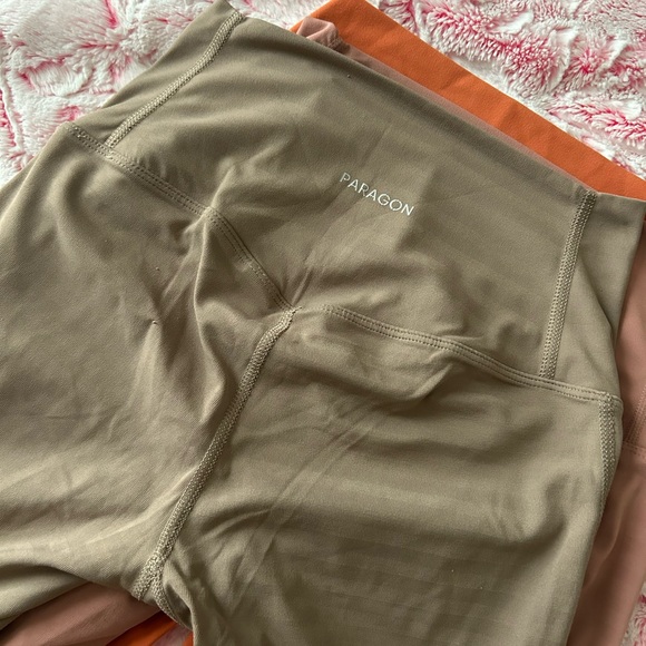 Paragon Leggings Bundle - Picture 4 of 4